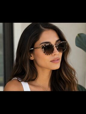 Prada SPR20U UAO-5O0 Cat Eye Sunglasses Tortoise White Gold w/ Prada Case